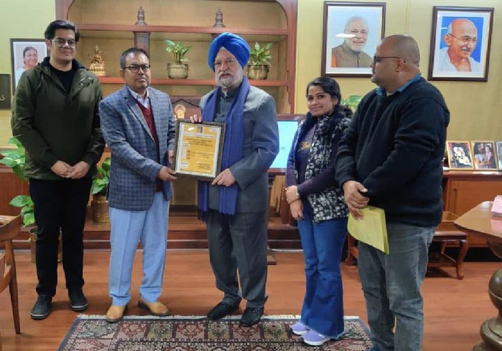 Received a delegation from National Association of Street Vendors of India National Association of Street Vendors of India (NASVI) led by their founder Arbind Singh Ji