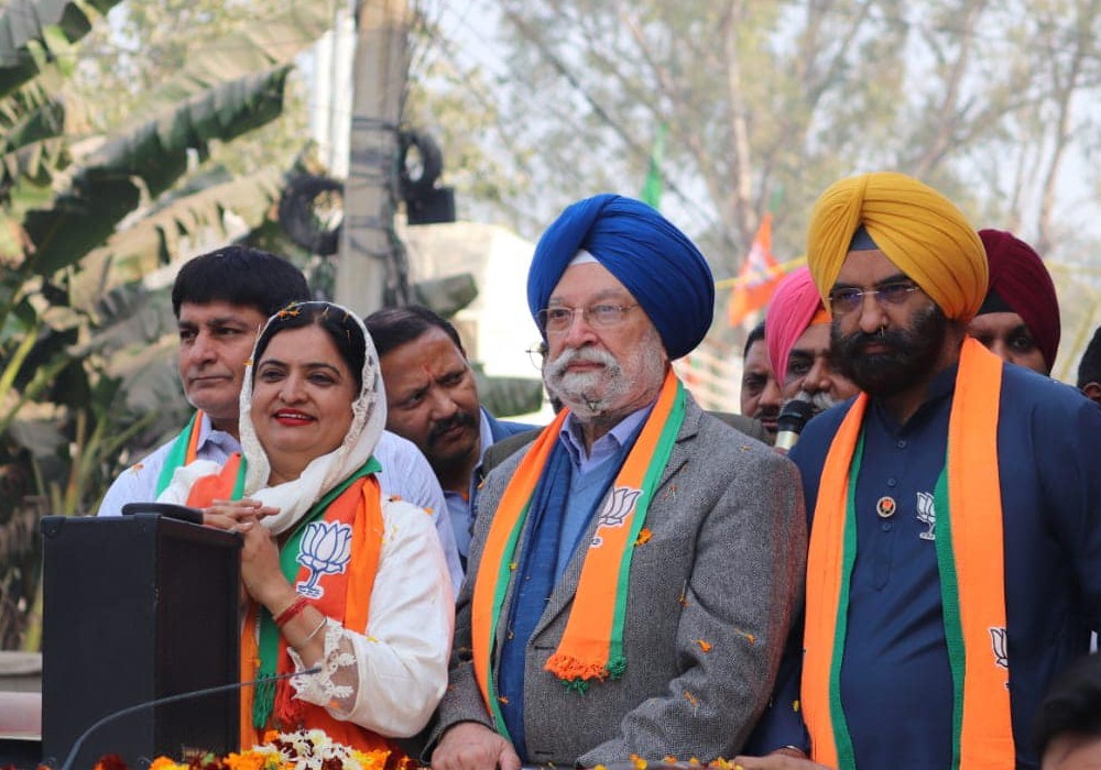 Road show in support of BJP Delhi candidate Bibi Kuljeet Kaur ji in Nilothi ward number 36
