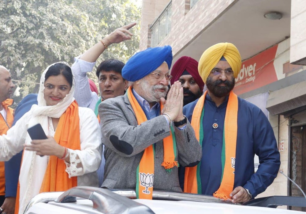 Road show in support of BJP Delhi candidate Bibi Kuljeet Kaur ji in Nilothi ward number 36