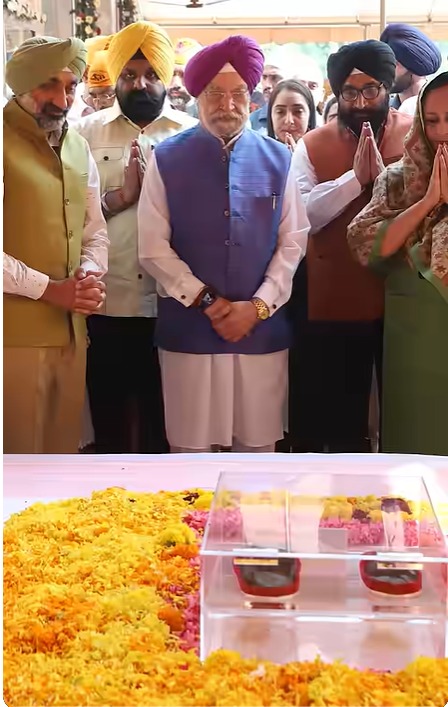 #GuruCharanYatra: Charan Suhawe Holy #JoreSahib Ji Yatra started from Gurudwara Sri Moti Bagh, Delhi