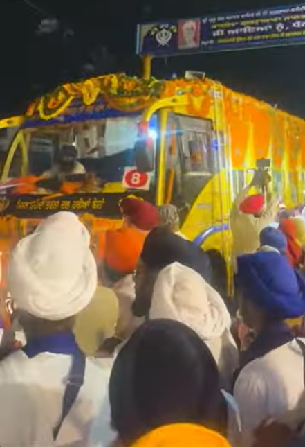 #GuruCharanYatra: Day or Night, Sangat Throngs for the Divine Jore Sahib Darshan